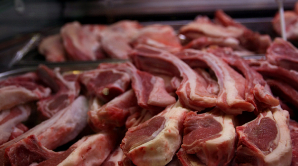 Иззеха 1 тон месо без документи в пловдивско село