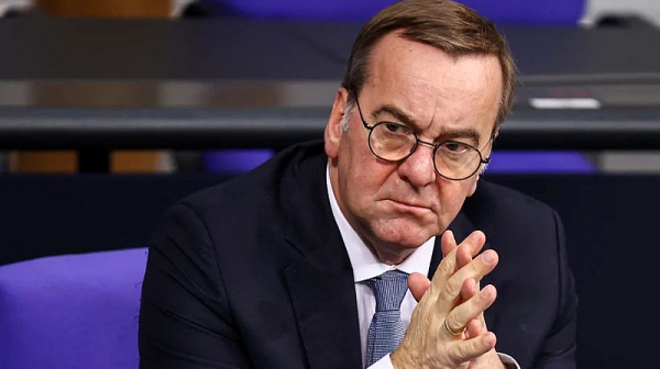 Писториус: Ситуацията в НАТО прилича на криза в 20-годишен брак