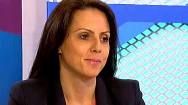 Николова от партията на Янев хвърли бомба - ”Български възход” ще гласува за ГЕРБ за шеф на парламента