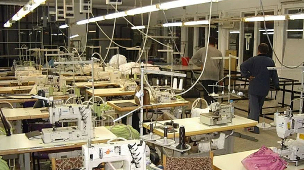 Още един голям завод спусна кепенците. Стотици без работа