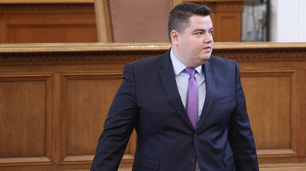 Стою Стоев от ПП-ДБ е спряган за шеф на парламентарната комисия по правни въпроси