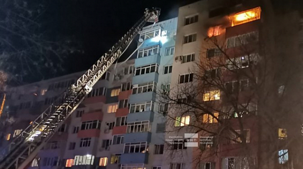 Прокуратурата разследва умишлен палеж след пожара в Благоевград