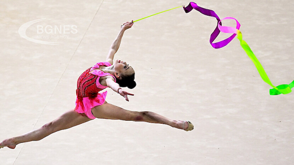 Стилияна Николова грабна титлата в многобоя на Световната купа по художествена гимнастика