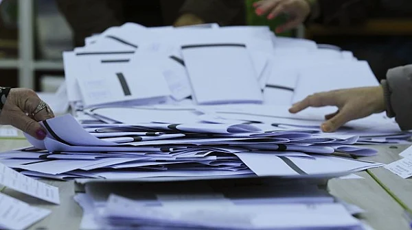 ЦИК въвежда мобилно приложение за по-точно попълване на протоколите