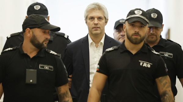 Прокуратурата е разпитала още двама анонимни свидетели срещу Благомир Коцев
