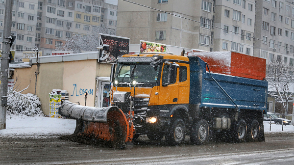 СО обвини шофьорите заради хлъзгавата настилка ПТП на ”Цариградско шосе”