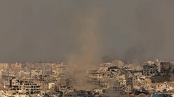 Планът на Тръмп за Газа разцепи Европа, новият съвет с Николай Младенов в центъра на спора