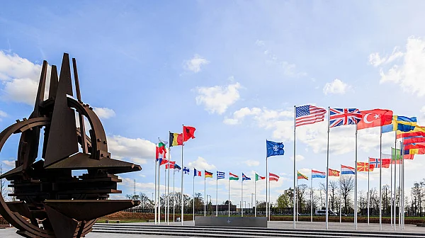 САЩ обмислят санкции в НАТО, Испания под прицел заради Иран