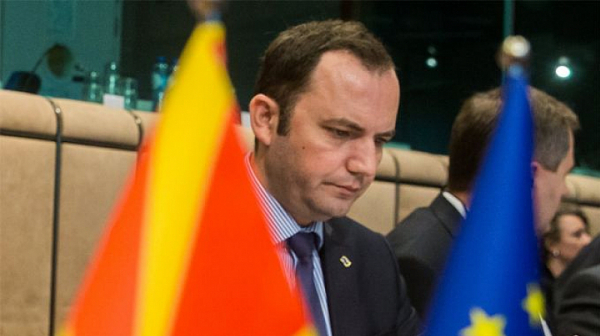 Скопският външен министър: Позициите ни с България още се разминават