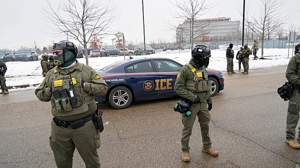 Нов ден, нов гаф на ICE в Минеаполис: Агент се опитал да нахлуе в консулството на Еквадор