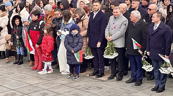 Русе отбеляза Трети март с тържествена церемония и празнична програма