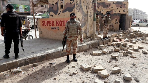 52 жертви и повече от 50 ранени при самоубийствен атентат в Пакистан