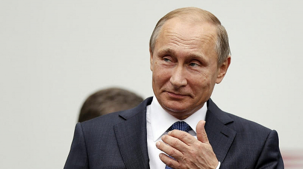 Посещението на Путин в Мариупол не мина по план, вижте какво се случи /видео/