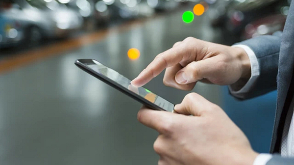 Глобиха с 50 000 евро мобилен оператор заради неправомерно спиране на услуги