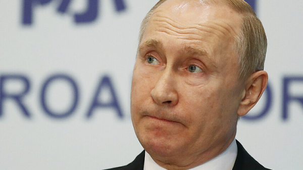 Путин е още доктор хонорис кауза на Великотърновския университет