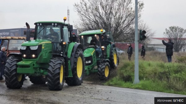 Гръцките фермери подновиха протестите, блокирани ключови пътища