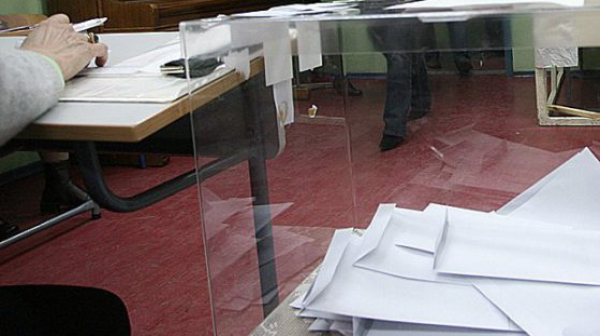 Политолог: ИТН печели вота на разлома протести-статукво, но това е преходно