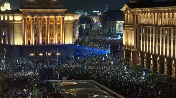 Антиправителствени протести: Студентите дадоха старт, има задържани провокатори /обновена/