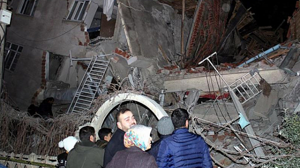 Щетите от земетресенията в Турция ще струват на застрахователите 2.4 млрд. долара