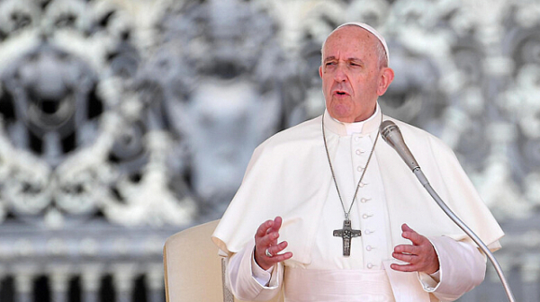 Папа Фрaнциcк осъди порното
