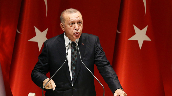 Важен ден в Турция: Ердоган и Кълъчдароглу на балотаж