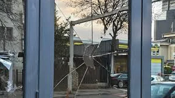 Заподозреният за нападението над българското посолство в Скопие остава в ареста