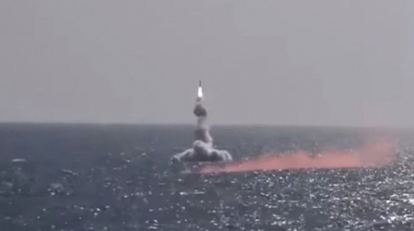 Руски подводници изстреляха крилати ракети в Японско море
