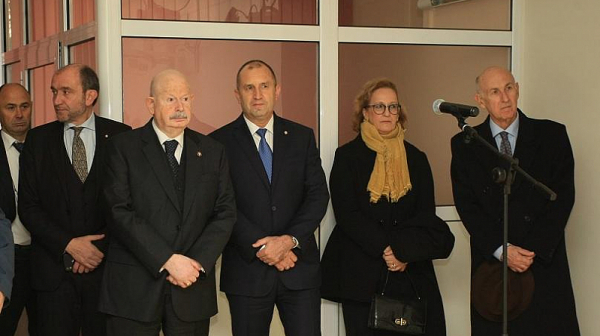 Президентът и великият магистър на Малтийския орден дариха апаратура за болница ”Св. София”