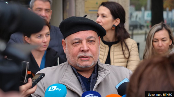 Общественият съвет за Национална детска болница подава оставка