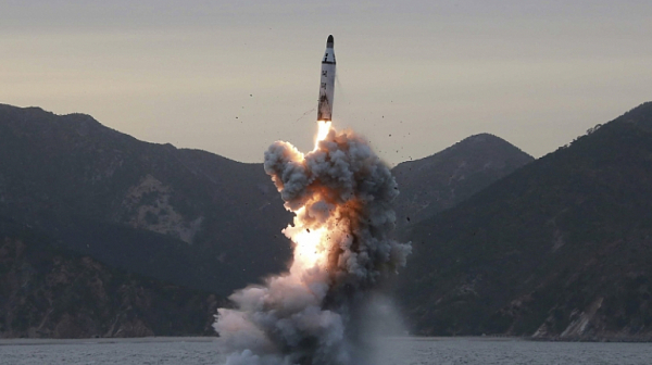 Русия изстреля междуконтинентална балистична ракета ”Сармат”