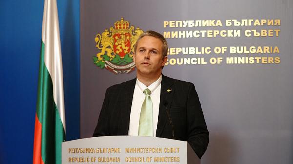 Министър Йоловски отговори на ИТН за опорочеността на вота: Хеш кодът бе показан на медиите, кодът е публичен и сега