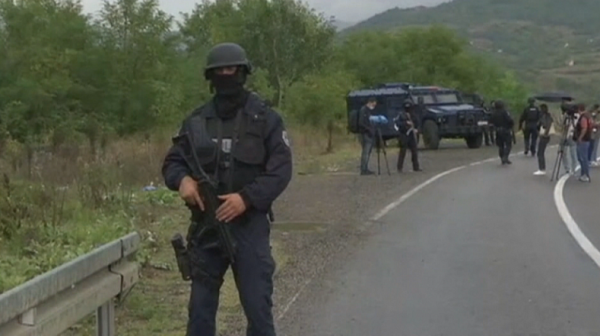 Продължават полицейските акции в Косово. Намерени са оръжие и муниции