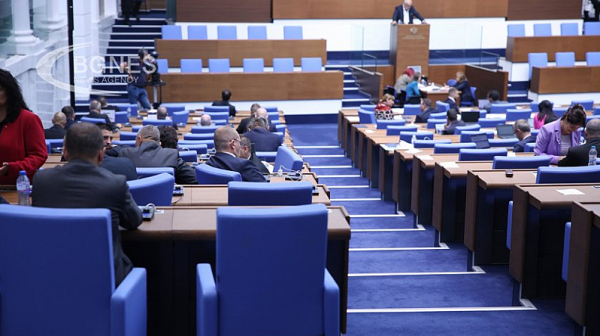 Последен парламентарен контрол за кабинета „Денков-Габриел”