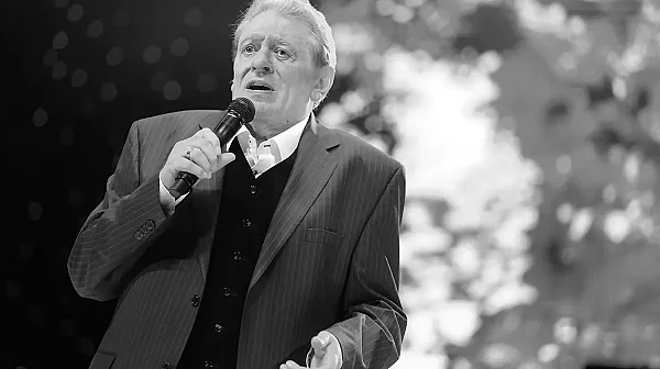 „Младостта си отива“, но песента остава: Културният елит скърби за Михаил Белчев