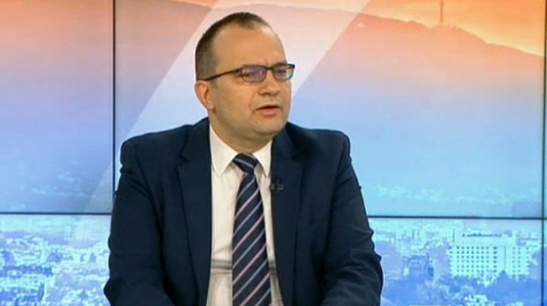 Мартин Димитров, ДБ: На всяка цена газовата връзка с Гърция трябва да се изгради тази година