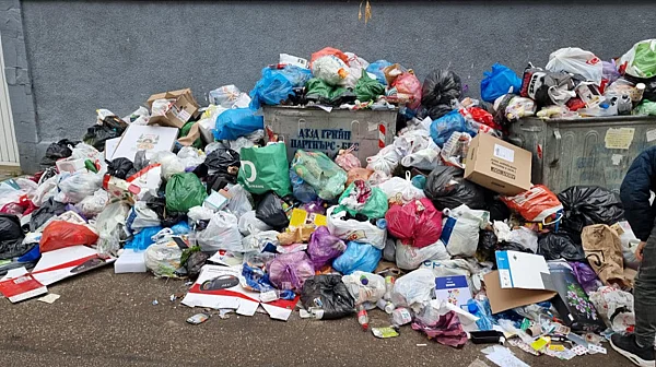 Кризата с боклука в София се разраства