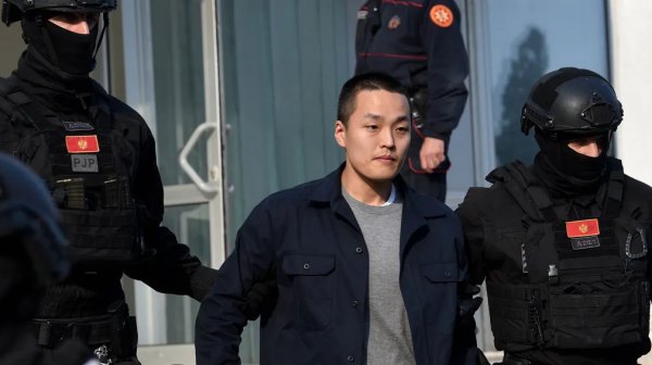 След $40 млрд. срив за инвеститорите: Човекът зад TerraUSD влиза в затвора за 15 години