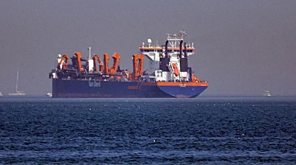 САЩ блокират морската търговия на Иран въпреки обещанието за нови преговори