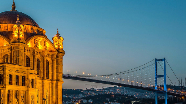 9 забележителности в Истанбул, които всеки пътешественик да посети