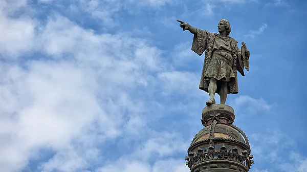 Културната война в САЩ: Статуя на Христофор Колумб се извиси в Белия дом