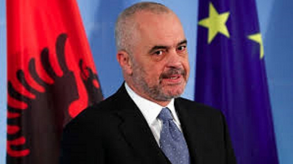 Албанският премиер: Псувайте ме, но разходки по време на война са ненужни