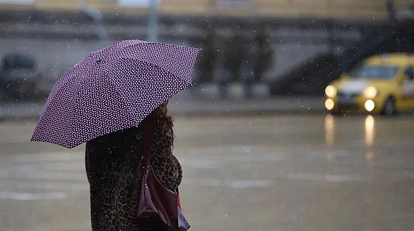 Дъждовно време в цялата страна. Жълт код за 11 области