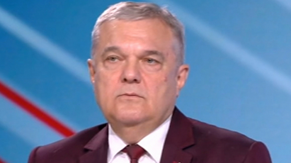 Румен Петков: Борисов не дава Севда ТВ на прокурор. Правят ни на маймуни