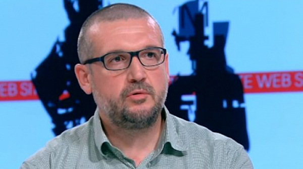 Димитър Събев: Със социалните помощи управляващите се опитват да си купят гласове