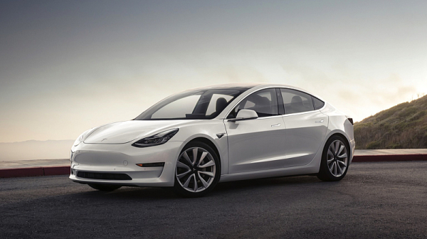 Tesla обяви уж достъпните цени на Model Y SUV, пак са високи