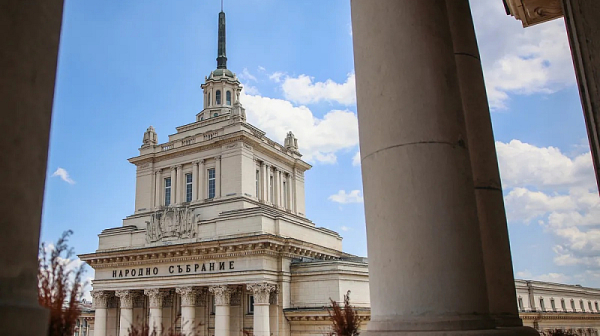 Бюджетната комисия в НС подкрепи ограничаването на износа на горива