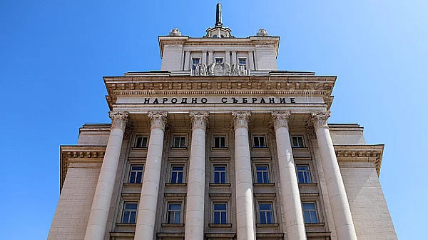 Паралелното преброяване: Пет партии в 52-ото Народно събрание
