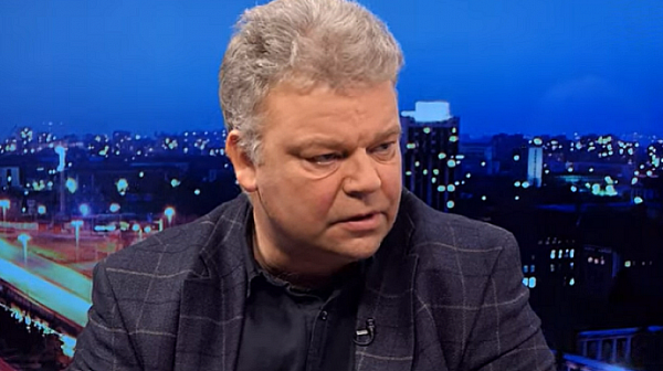 Проф. Димитър Вацов вижда коалиция на Румен Радев с ГЕРБ. Слави Василев като ужилен: Няма да съм анализатор