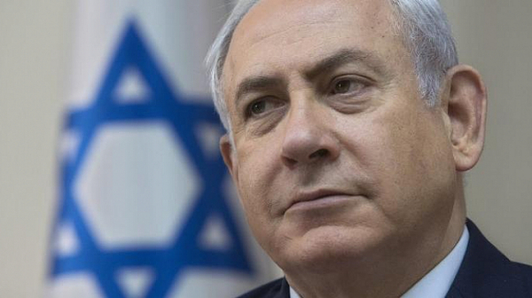 Широка коалиция сваля Нетаняху. Противниците му празнуват по улиците