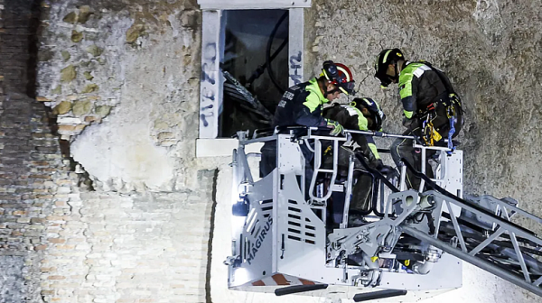 Румънски работник загина при срутването на средновековна кула в Рим